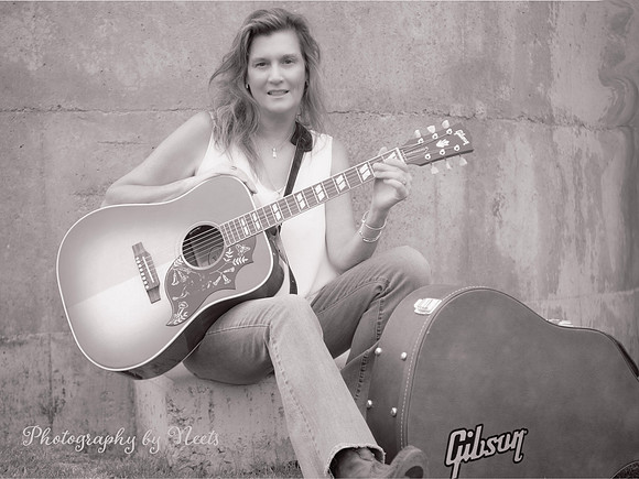 GIBSONBWDSC_1847 copy_pp