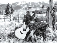 bwmarywithmountains